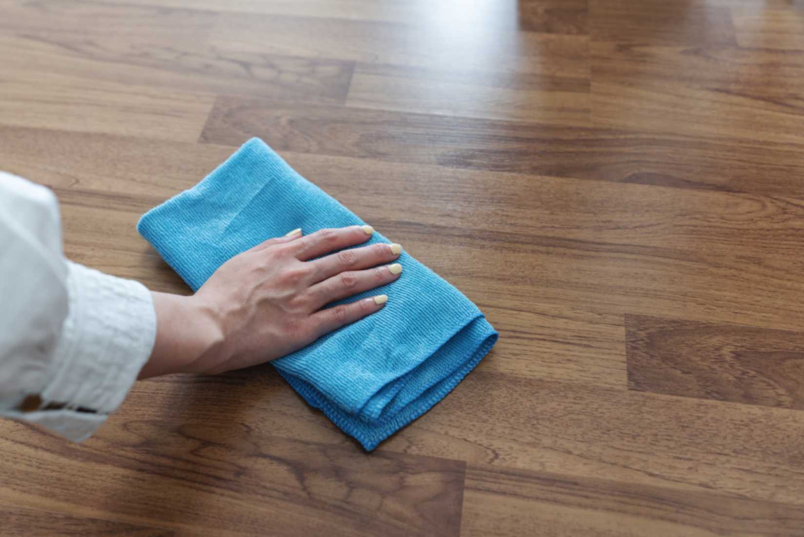 How to Clean & Maintain Laminate Flooring